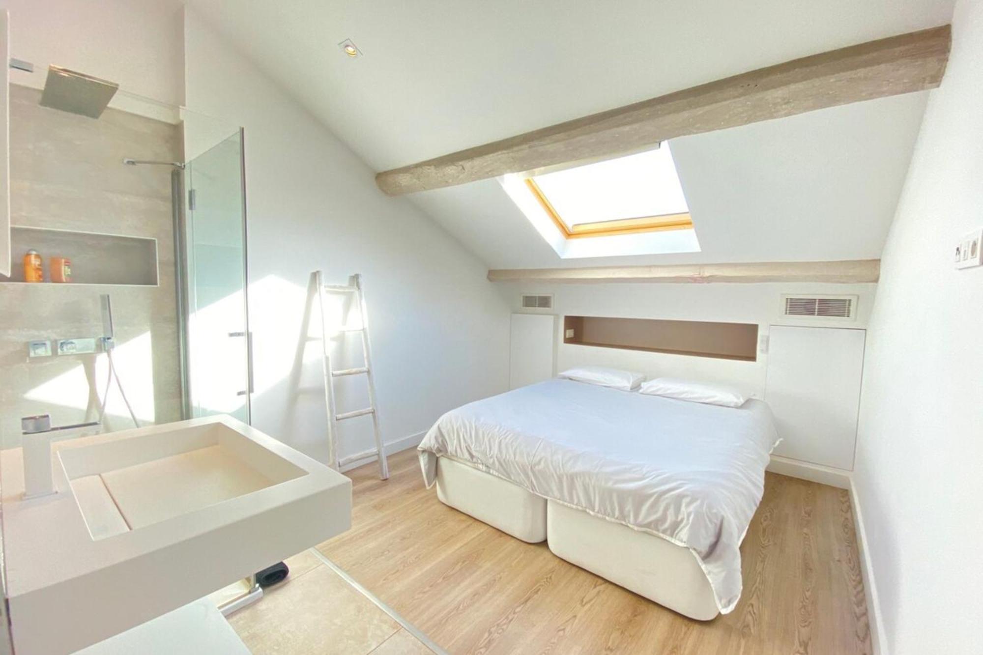 Modern & Bright 4-Room Apartment In Cannes Banane Экстерьер фото
